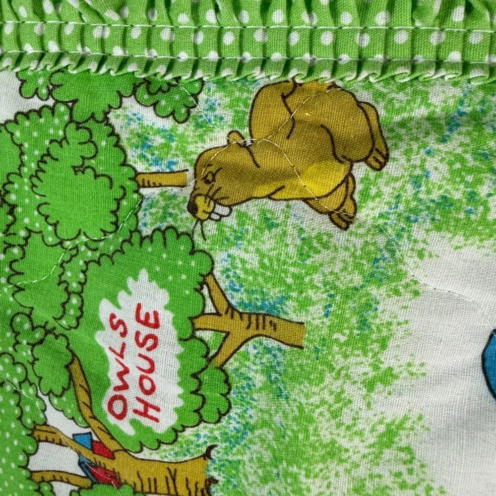 Sears Winnie the Pooh Quilted Baby Blanket 34x43 Green Vintage Ruffle Polka Dot